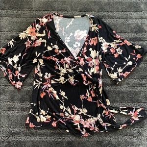 Flared sleeve wrap top. Nursing or maternity